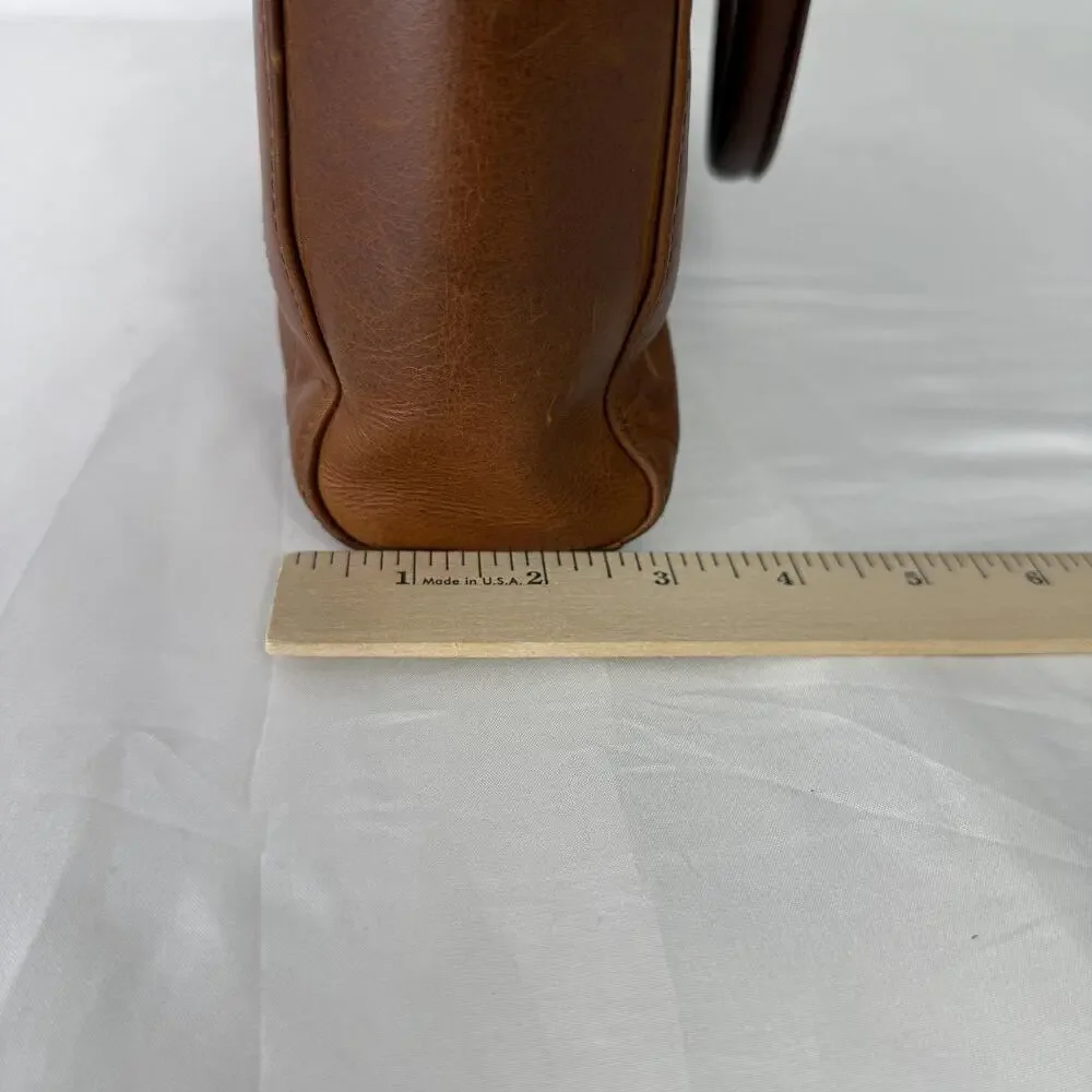 Banuce leather briefcase